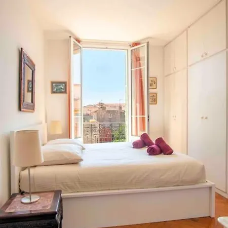 Belle Epoque Flat In * Больё-сюр-Мер