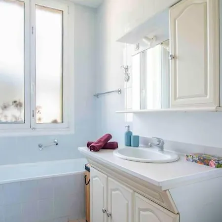 Belle Epoque Flat In Апартаменты
